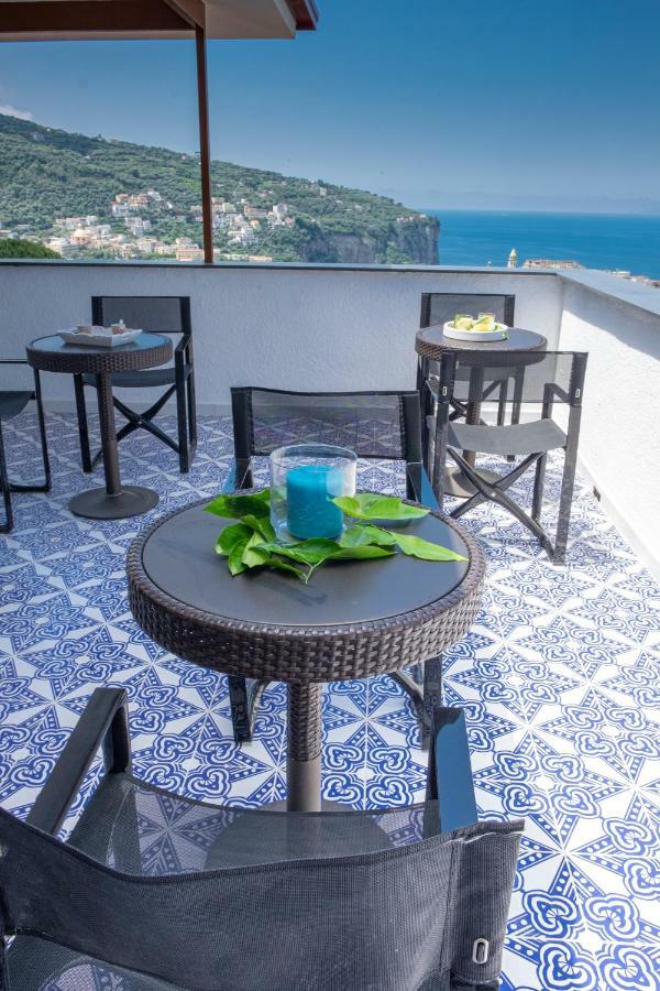 Appartamento In Villa Ariel Vico Equense Exterior photo