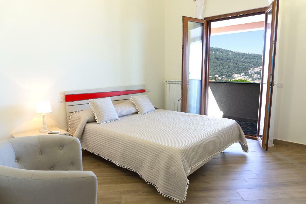 Appartamento In Villa Ariel Vico Equense Exterior photo