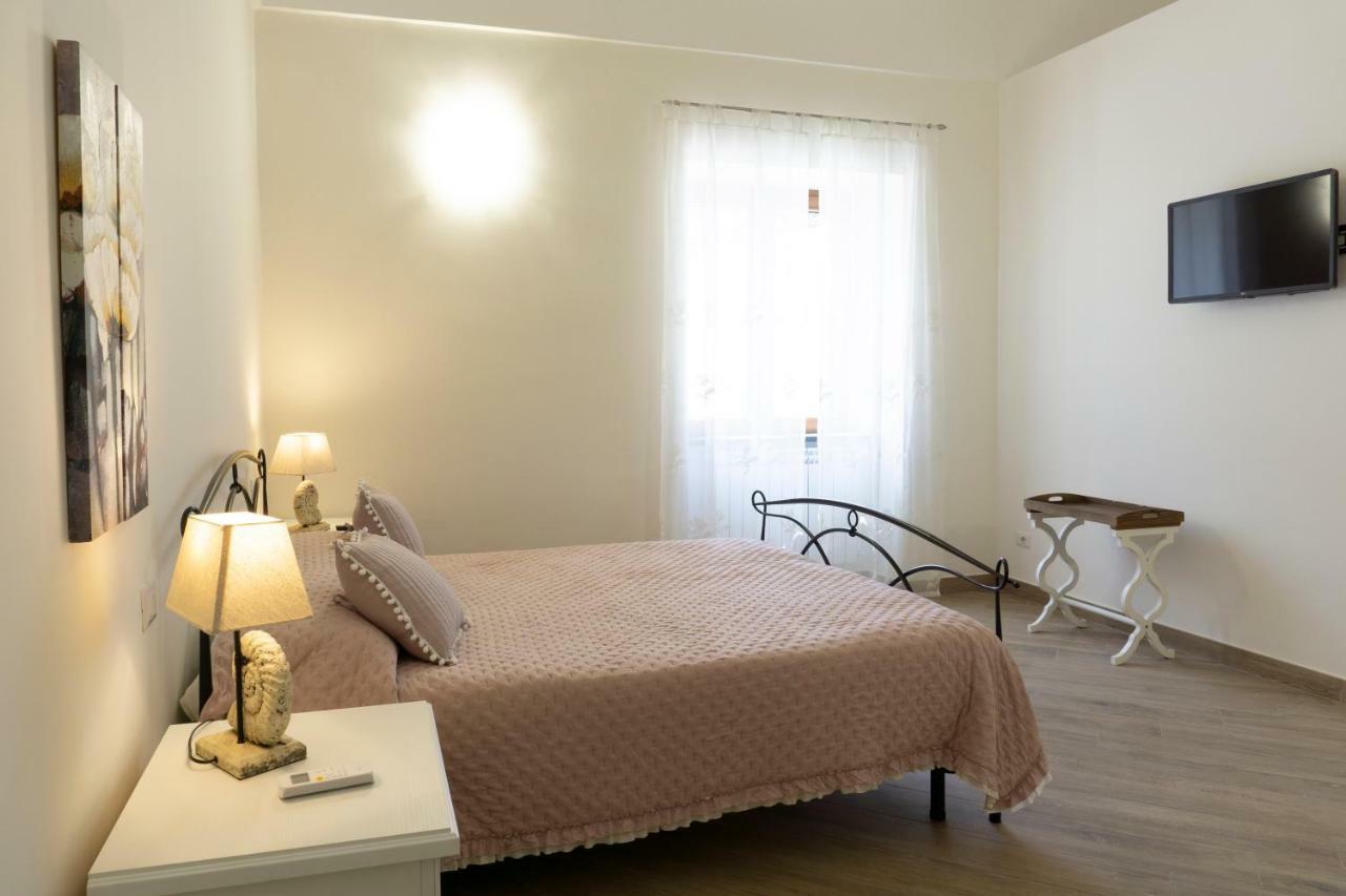 Appartamento In Villa Ariel Vico Equense Exterior photo